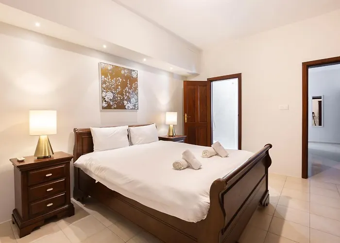 Sliema Central Apartment Just Minutes From The Beach By Jl
