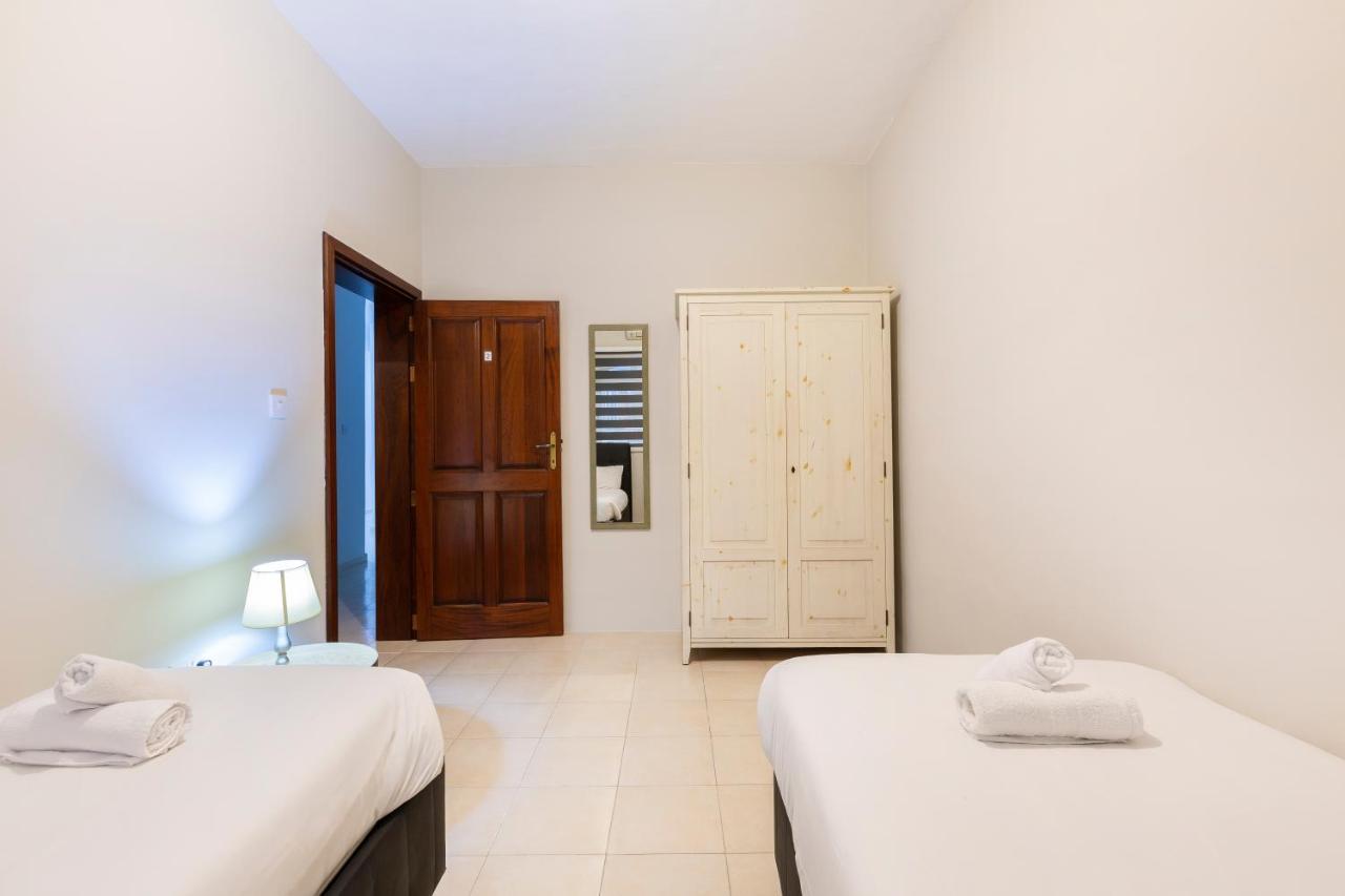 Apartament Just Minutes From The By Jl Sliema
